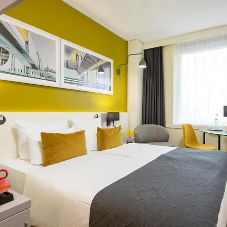 Leonardo Hotel Berlin Mitte-3